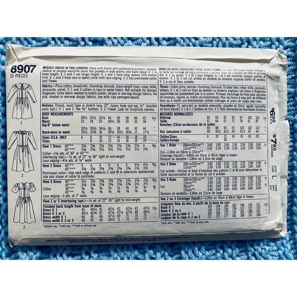 Simplicity sewing pattern  8907 dress puff sleeves - Picture 2 of 5